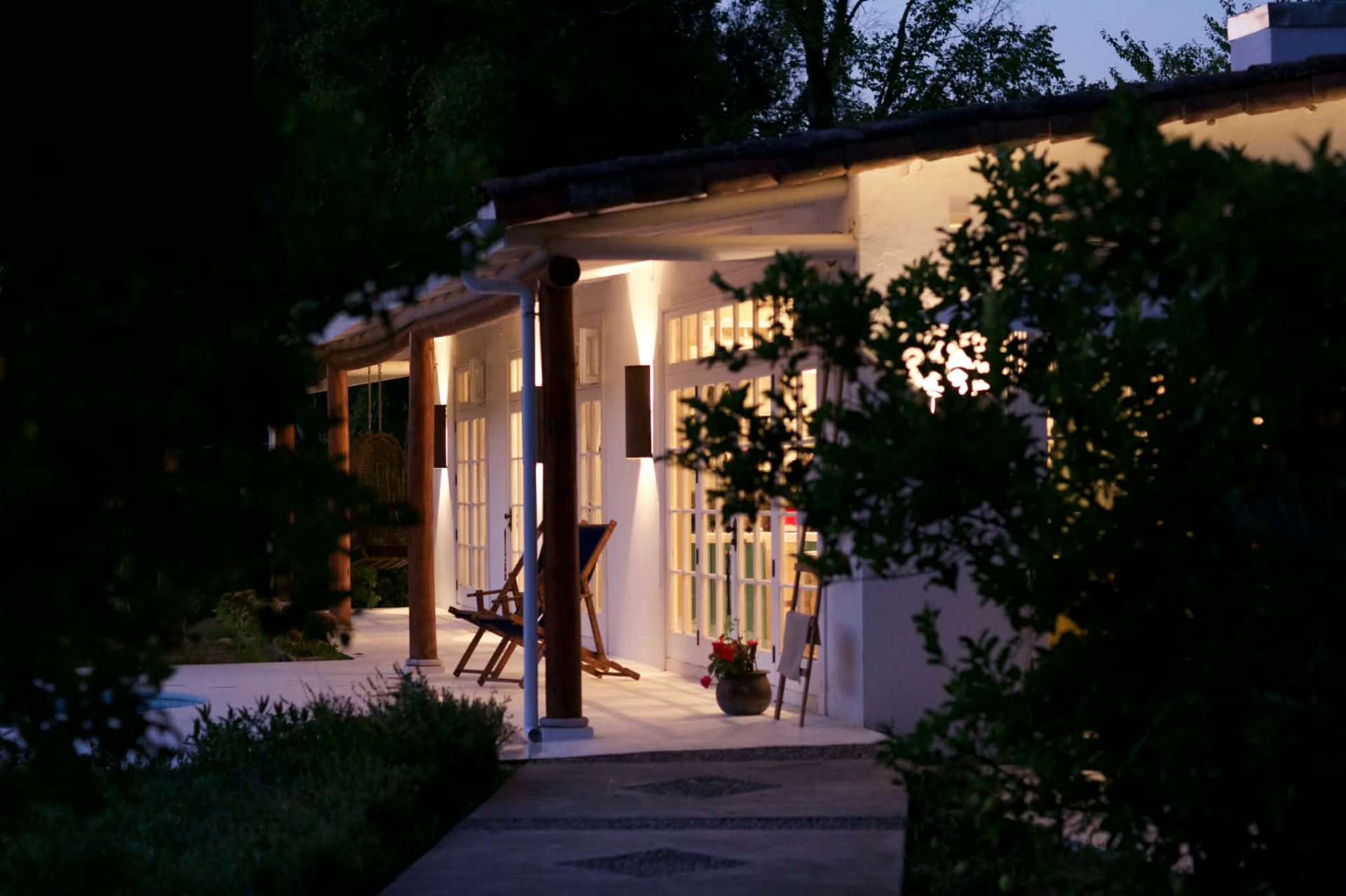 Photograph of the guest house.